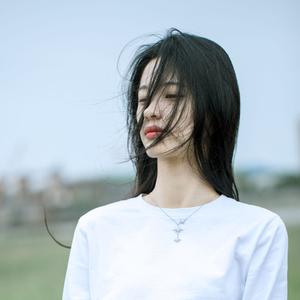 郝依霜
